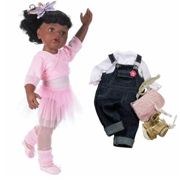 Götz – “Hannah at the ballet”, Afro, zwart haar, bruine ogen, 50 cm